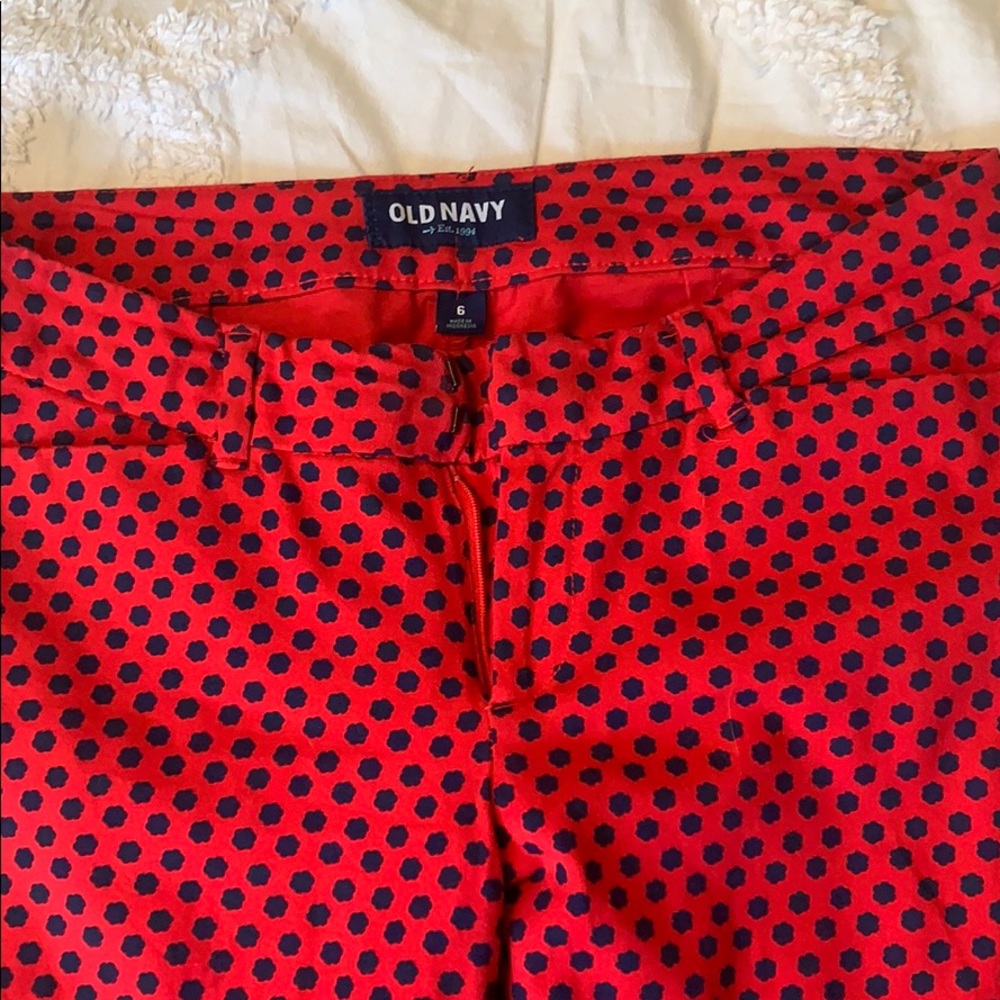 Red/blue pattern skinny pants